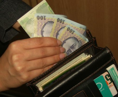 5 minori au furat portofelul unei femei din Cumpăna
